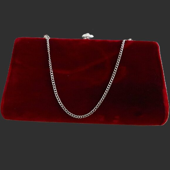 Sexy Red Velvet Clutch Wallet with Silver Tone Hardware and Cute Chain Brandless - Picture 1 of 10